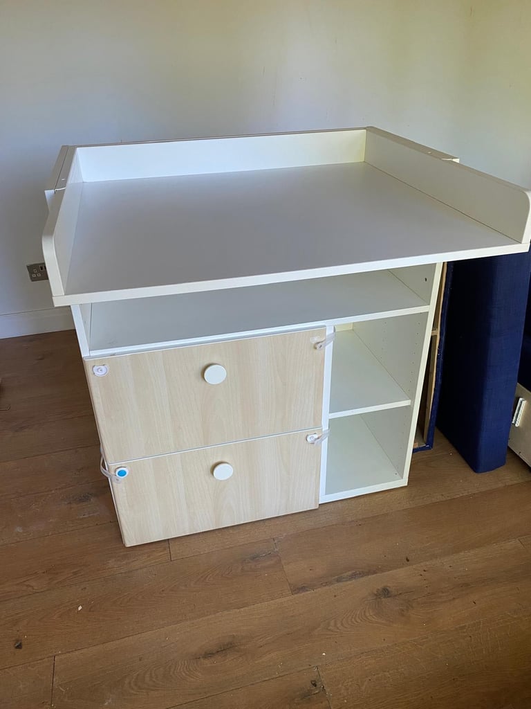 Baby changing table - Ikea
