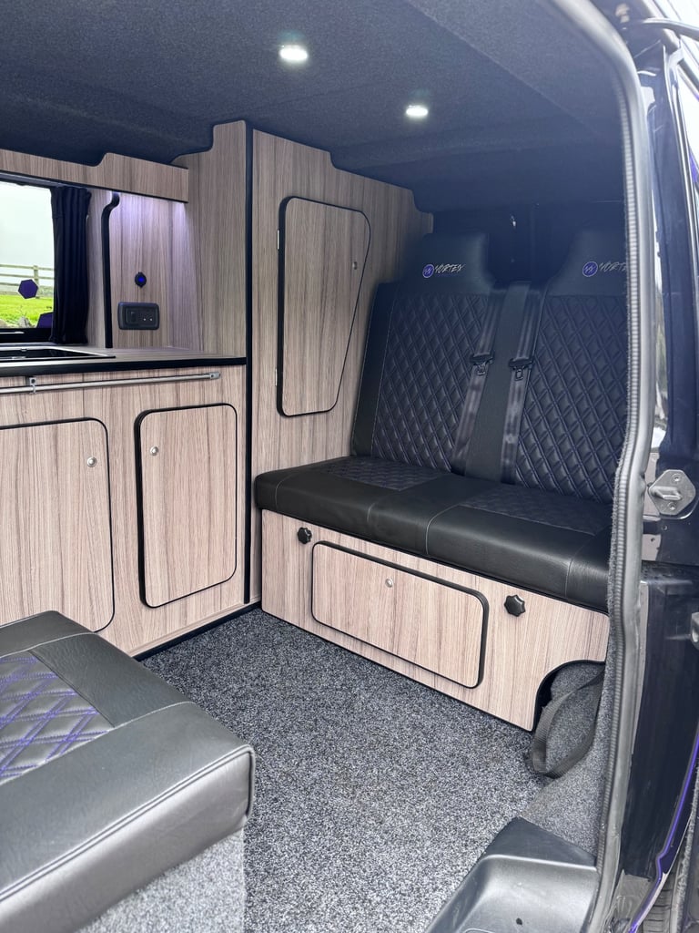 Volkswagen, TRANSPORTER/ camper, Panel Van, 2023, Manual, 1968 (cc)