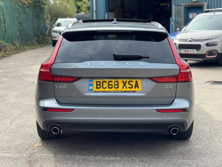 2019 Volvo V60 2.0 D4 Momentum Pro Estate 5dr Diesel Auto Euro 6 (s/s) (190 ps)