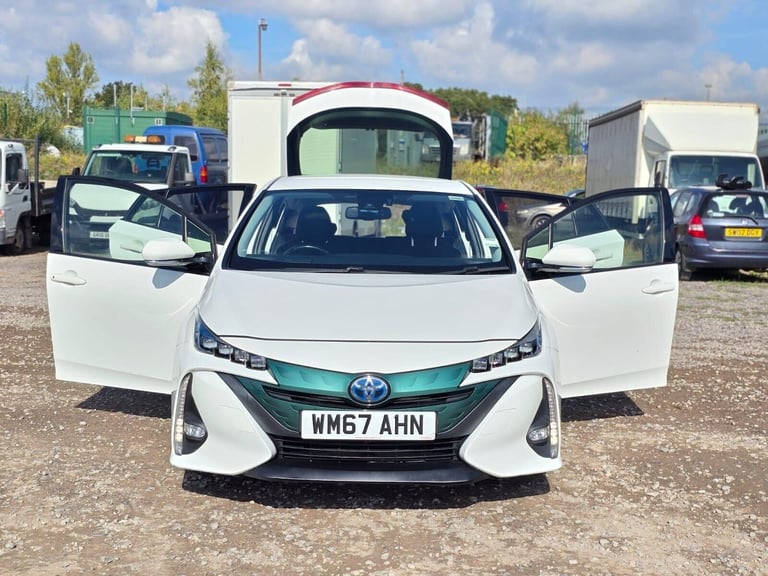2018 Toyota Prius 1.8 VVT 8.8kWh Business Edition Plus Hatchback 5dr Petrol Plug-in Hybrid CV Hat...