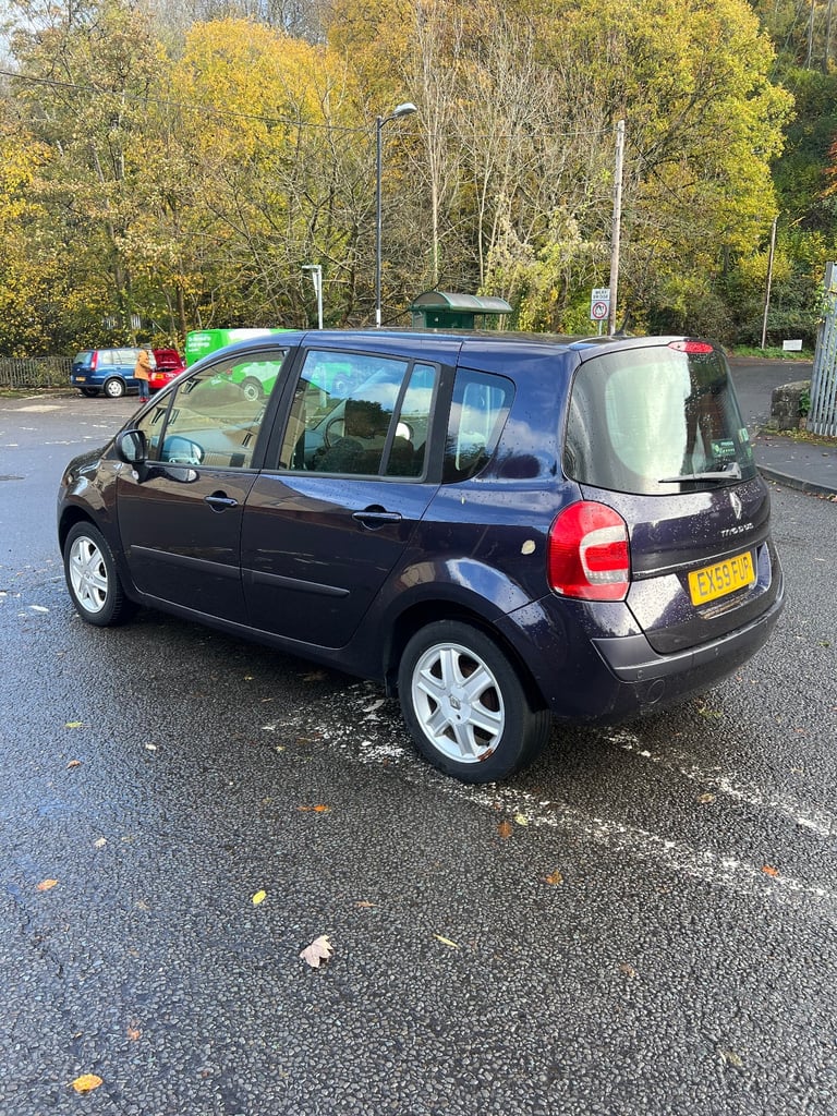 8 CARS FOR SALE - RUN DRIVE MOT 