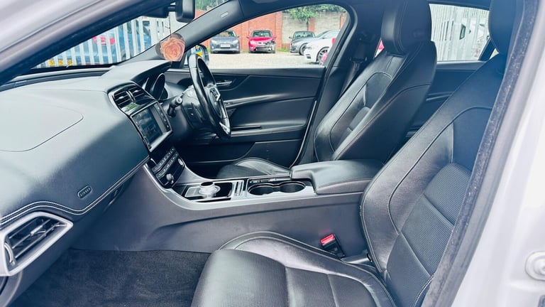 2015 Jaguar XE 2.0d [180] R-Sport 4dr Auto SALOON DIESEL Automatic