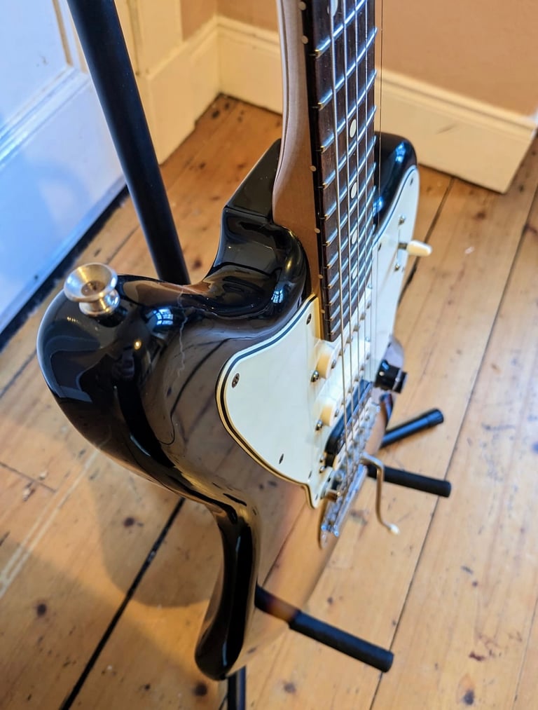 Fender Jaguarillo (2013) - 3 Color Sunburst