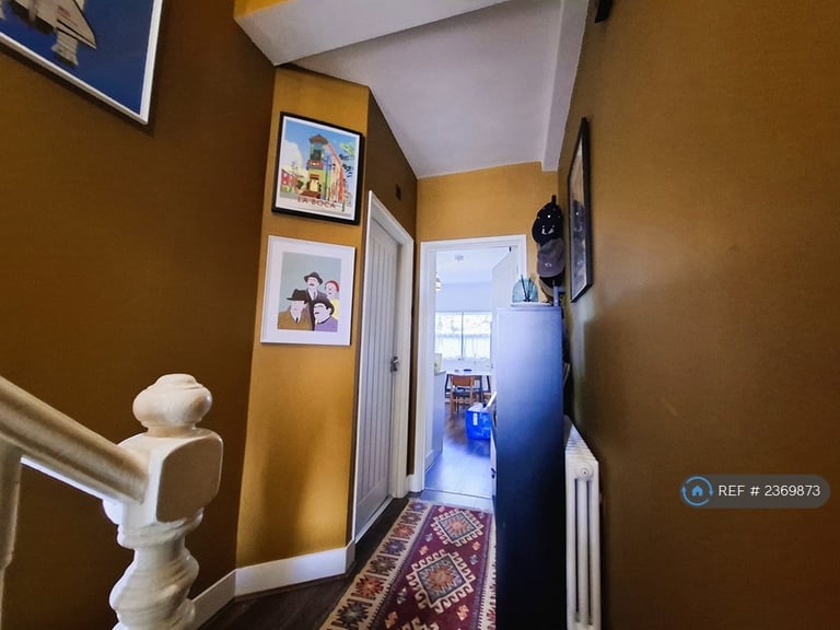 1 bedroom flat in Norman Road, London, E11 (1 bed) (#2369873)