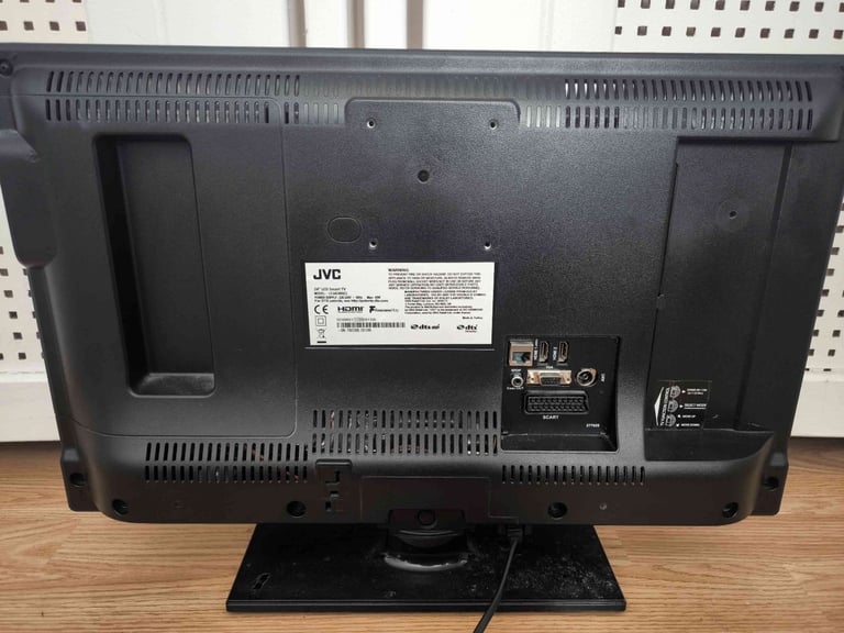 Smart TV 24" LED Wifi HDMI USB Freeview