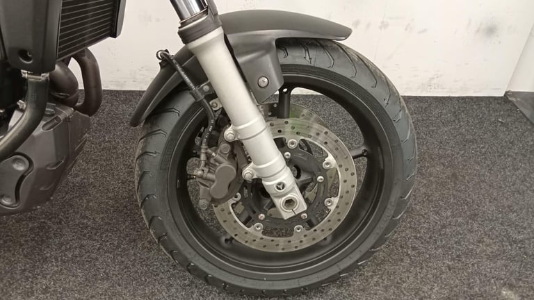 YAMAHA MT-03 ** MOT SEPTEMBER 2026 - HAND GUARDS - STANDARD SPEC ** 