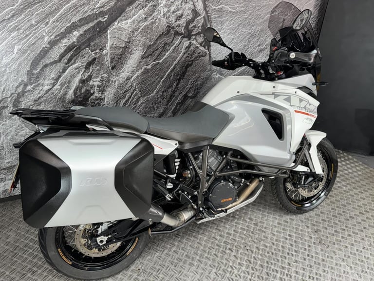 KTM 1290 SUPER ADVENTURE 2016