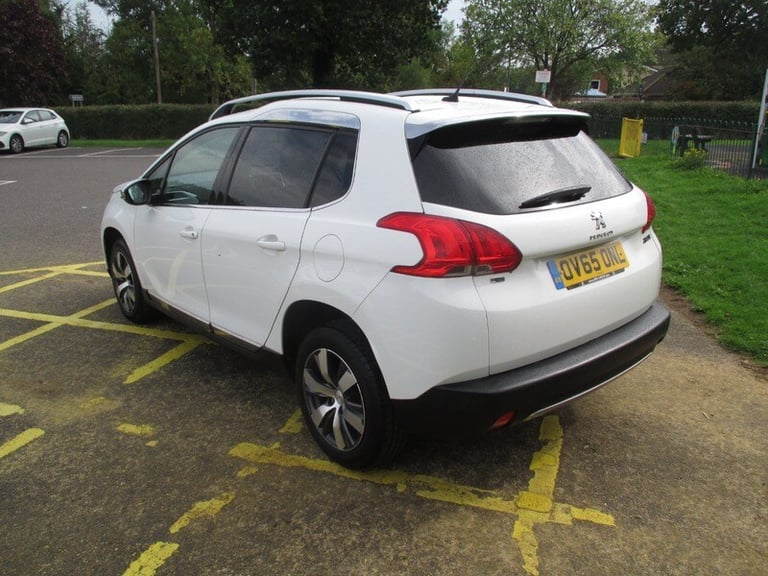 Peugeot 2008 BLUE HDI ALLURE