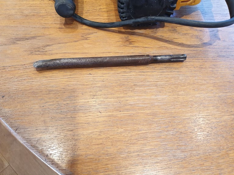 JCB SDS920 920W SDS Plus Hammer Drill with Case and Accessories - Excellent Condition