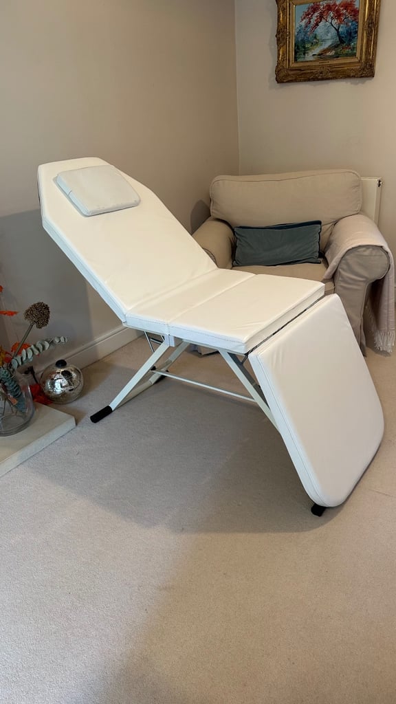 Portable Tri-fold Massage Bed Foldable Beauty Couch Tattoo Salon Therapy Bed