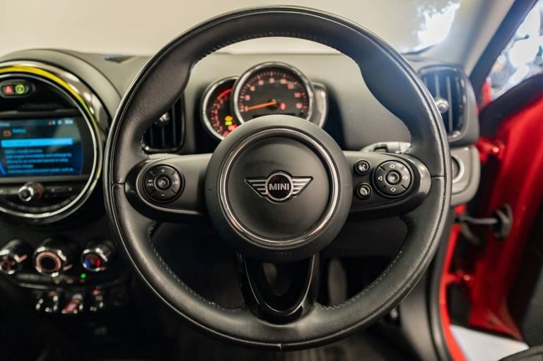 2020 20 MINI COUNTRYMAN 1.5 COOPER CLASSIC SUV 5DR PETROL MANUAL EURO 6 (S/S) (1