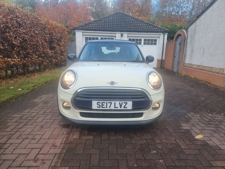 Mini Cooper D Euro 6 1496 (cc), 5 doors