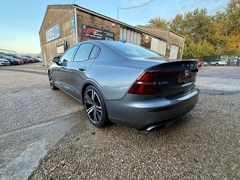VOLVO S60 2.0 T5 R-Design Edition Auto Euro 6 (s/s) 4dr 2019