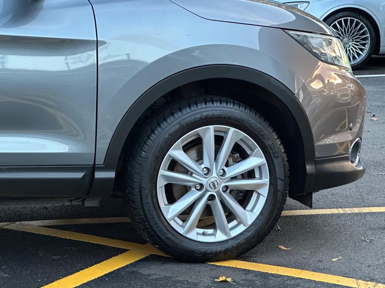 2014 Nissan Qashqai 1.2 DIG-T Acenta Premium 2WD Euro 5 (s/s) 5dr HATCHBACK Petrol Manual