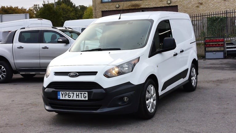 2017 Ford Transit Connect 220 L1 SWB EURO 6,AIR CONDITIONING,FRONT+REAR PARKING SENSORS,PARK ASSI...