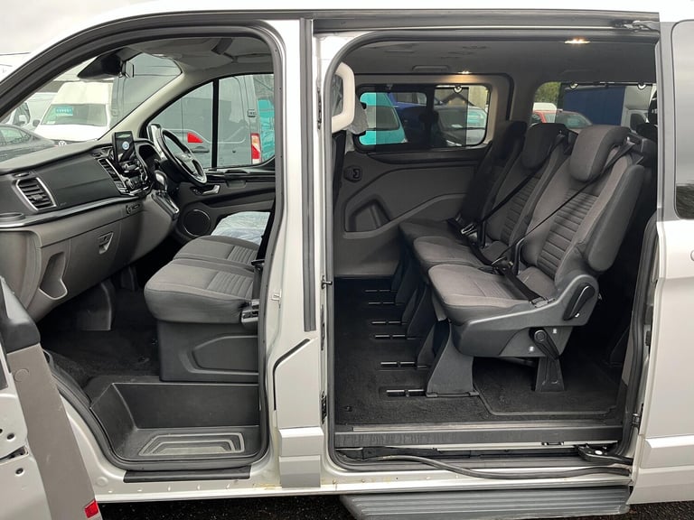 2020 Ford Tourneo Custom 2.0 320 EcoBlue Titanium Auto L2 Euro 6 (s/s) 5dr MPV Diesel Automatic