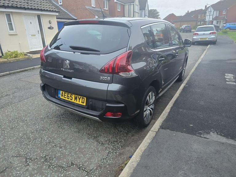 Peugeot, 3008, Hatchback, 2015, Manual, 1199 (cc), 5 doors