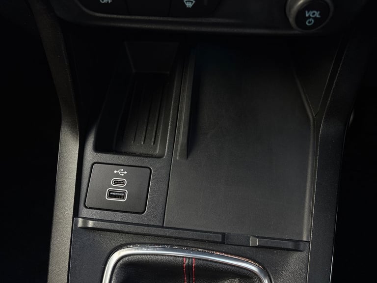 2025 Ford Puma 1.0 EcoBoost Hybrid mHEV ST-Line 5dr 5 Door PETROL Manual