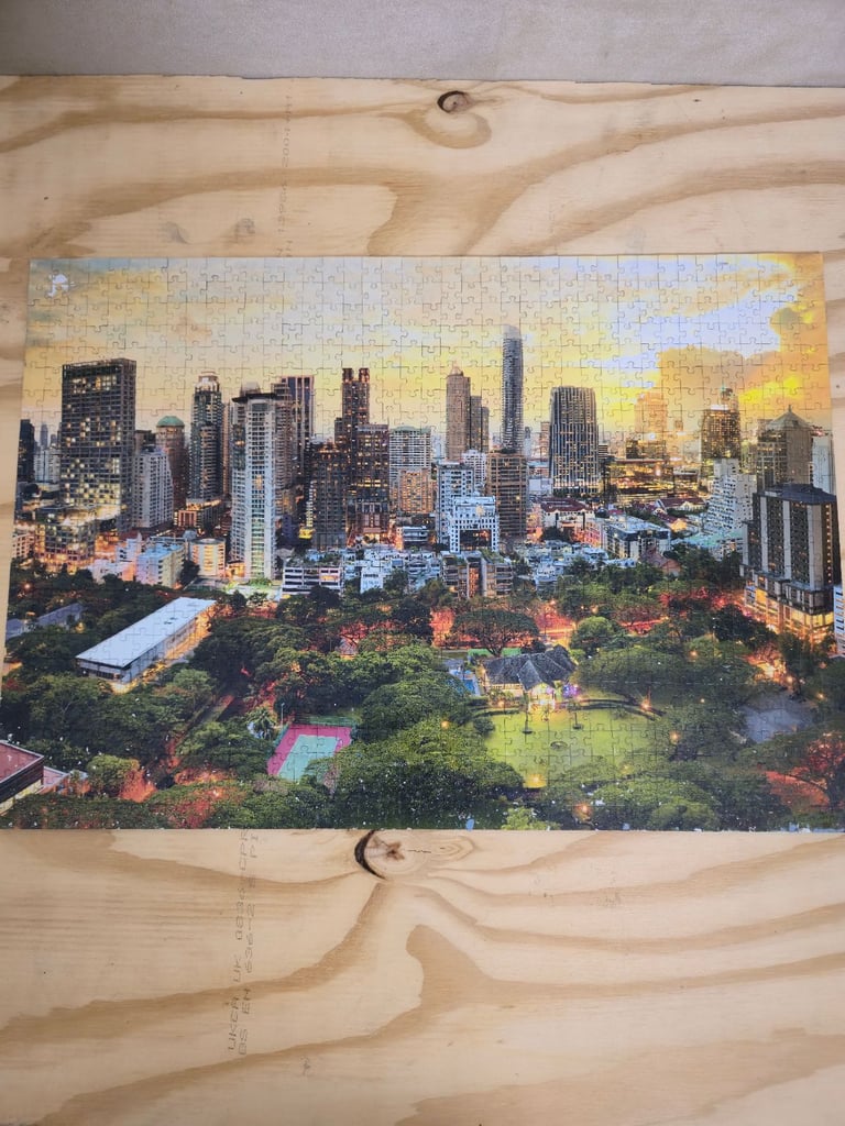 Completed hangable puzzle wallpapers