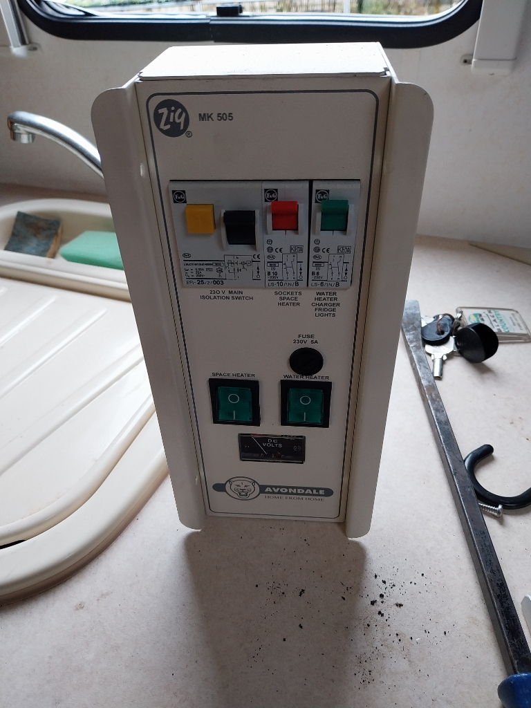 image for Avondale zig 505 consumer unit 