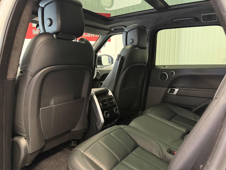 2021 Land Rover Range Rover Sport 3.0 D300 MHEV Autobiography Dynamic Auto 4WD Euro 6 (s/s) 5dr E...
