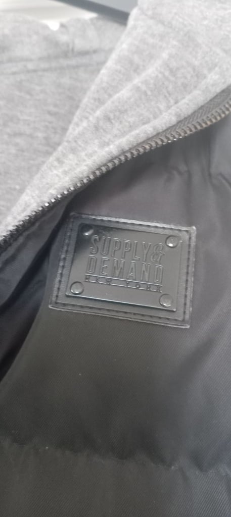 Men's Hooded/Padded Jacket ((Medium) 