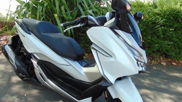 Honda NSS 300 A-K FORZA 2019 AUTOMATIC SCOOTER FSH FAST ECONMICAL ULEZ 