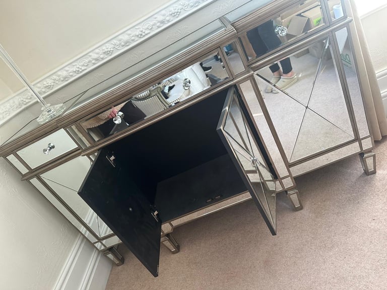 Stunning mirrored large sideboard