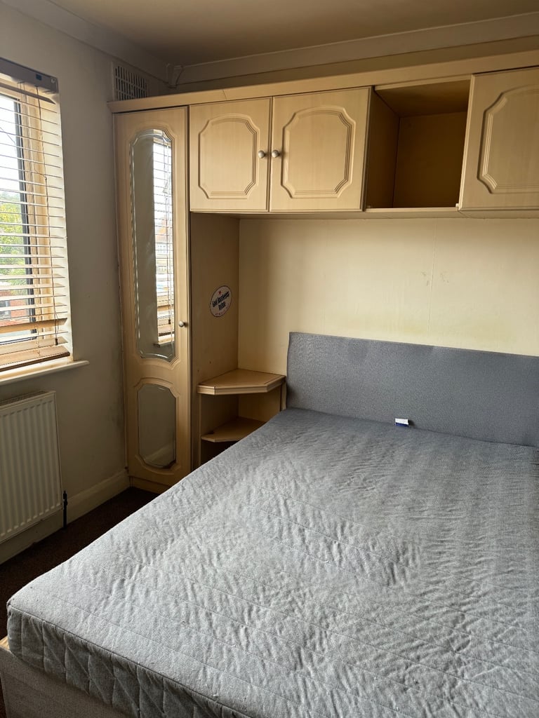 Room to Rent in Hayes UB4