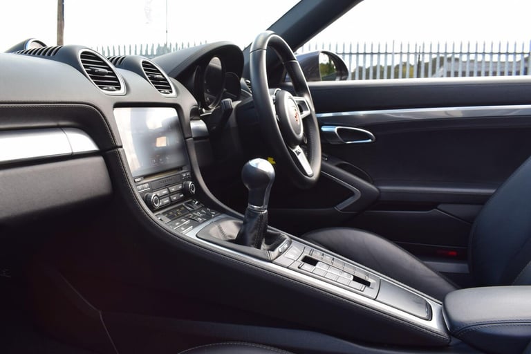 2016 Porsche 718 Boxster 2.0T Euro 6 (s/s) 2dr CONVERTIBLE Petrol Manual