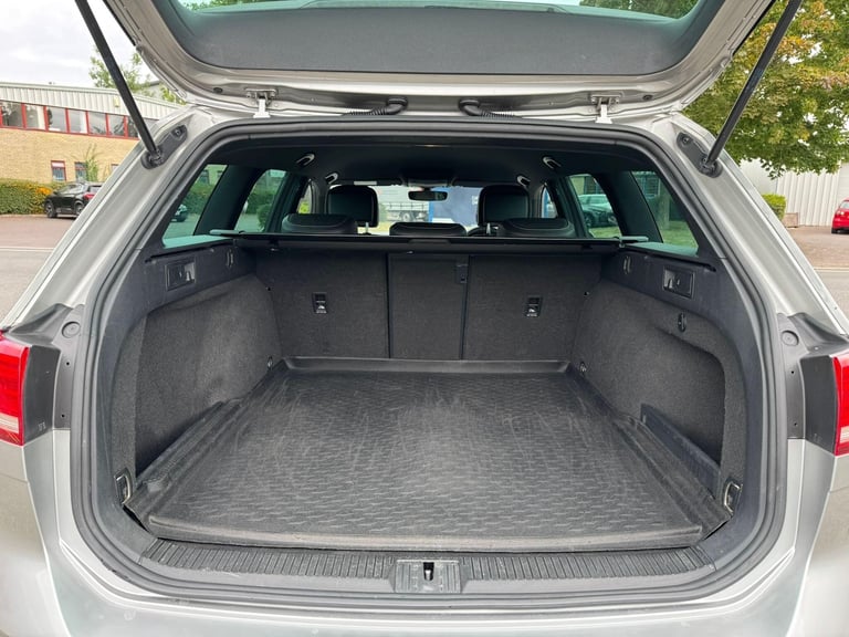 2015 Volkswagen Passat 2.0 TDI BlueMotion Tech R-Line Euro 6 (s/s) 5dr ESTATE Diesel Manual
