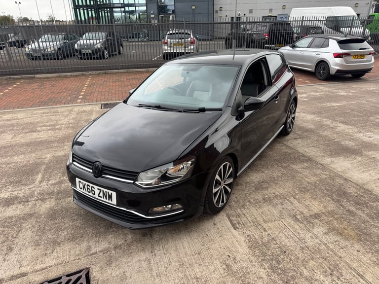 2017 volkswgen polo Beats 1.2 tsi black 3 door … px welcome 