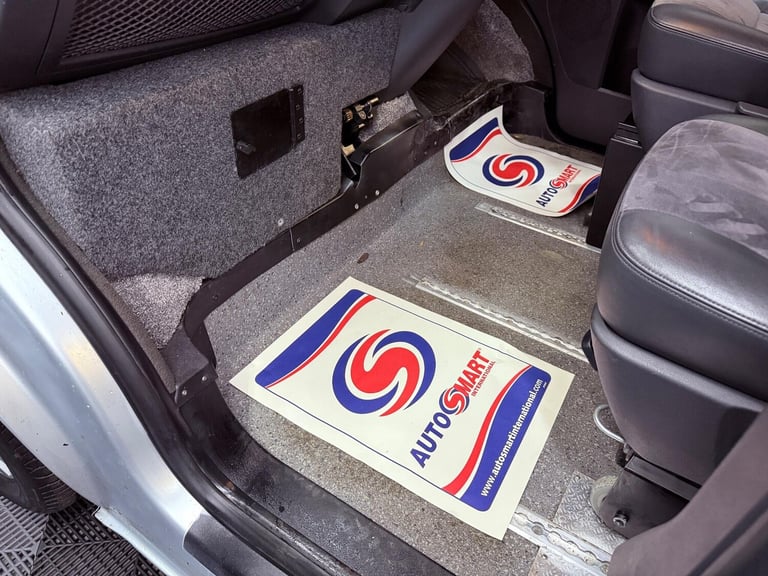 2011 Volkswagen Caravelle 2.0 TDI Executive DSG Euro 5 5dr MPV Diesel Automatic