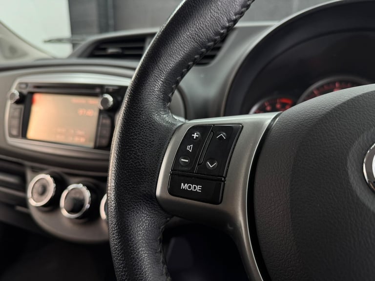 TOYOTA YARIS 1.4 D-4D TR 2012