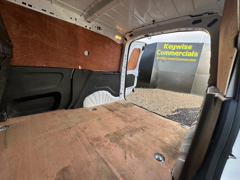 2020 Vauxhall Combo 1.6 Turbo D 2300 Sportive L1 H1 Euro 6 (s/s) 4dr PANEL VAN Diesel Manual