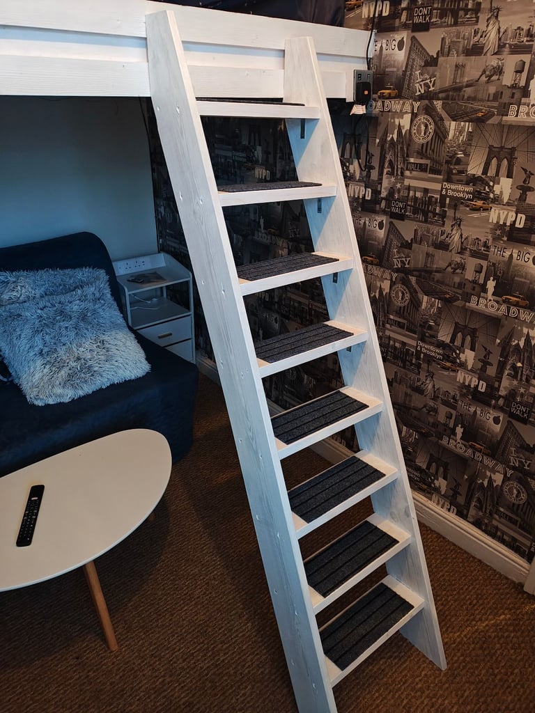 Loft bed stairs/bunkbed stair's 