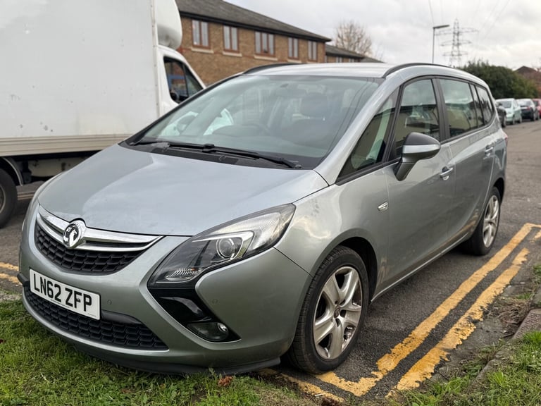 2012 Vauxhall Zafira 1.8i Exclusiv 5dr MPV Petrol Manual