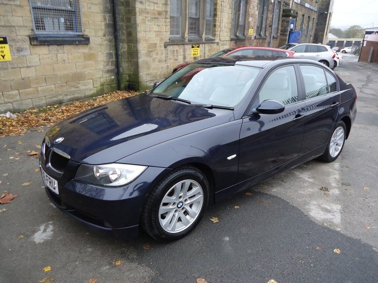 image for BMW 3 SERIES 2.0 318i SE Saloon Blue Auto Petrol 2006