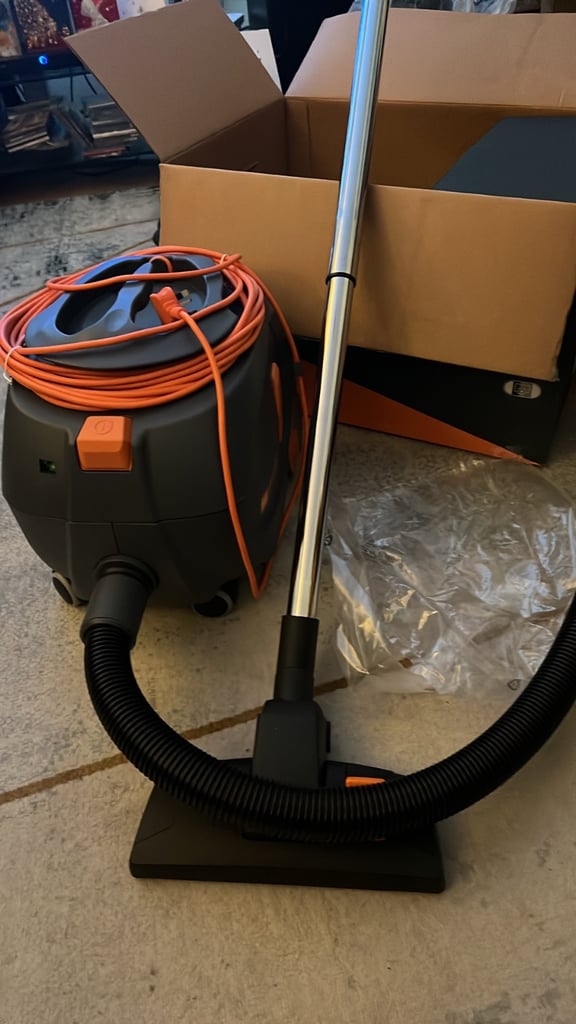 image for Taski Aero 8 Vacuum Cleaner 