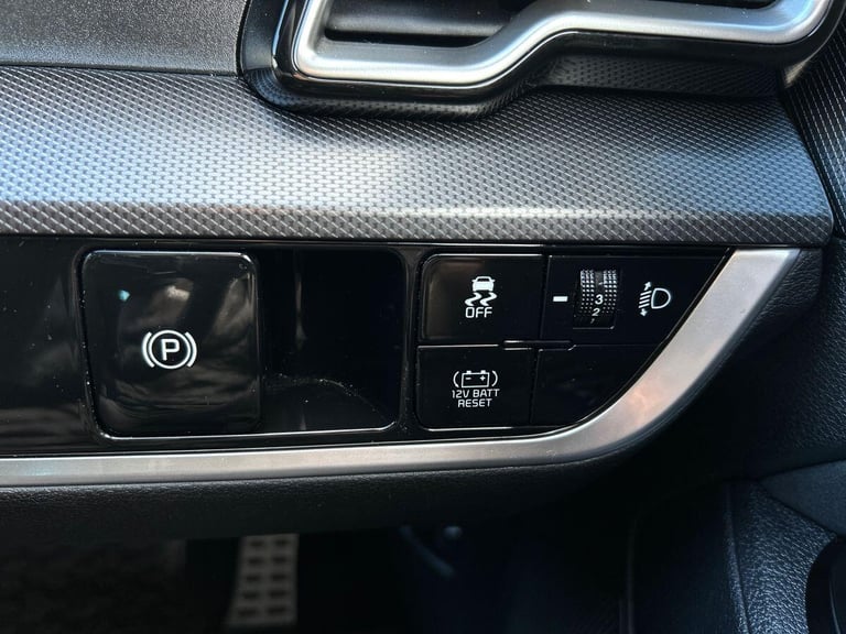 2025 Kia Sportage 1.6 h T-GDi GT-Line SUV 5dr Petrol Hybrid Auto Euro 6 (s/s) (207 bhp) SUV PETRO...