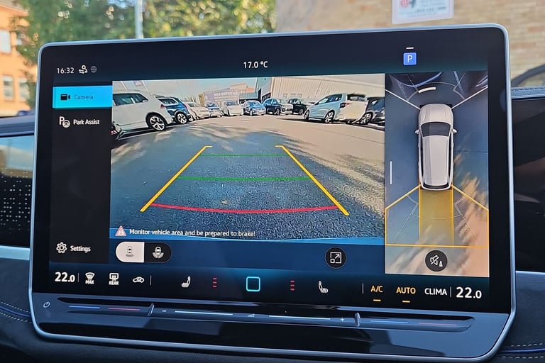 2025 Volkswagen Passat 1.5 TSI eHybrid Black Edition 5dr DSG ESTATE PETROL/ELECTRIC Automatic