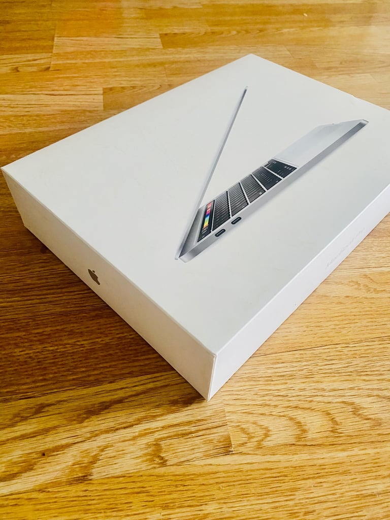 Apple MacBook Pro empty box packaging. 13" 
