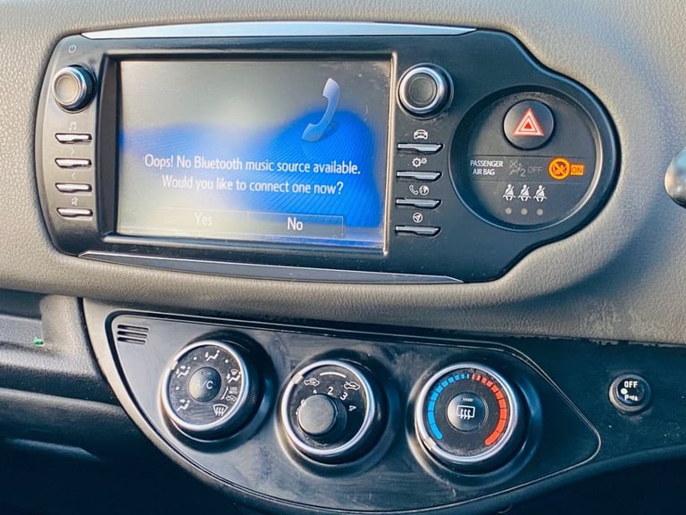 2018 Toyota Yaris 1.5 VVT-i Icon Tech Hatchback 5dr Petrol Manual Euro 6 (111 ps) Hatchback Petro...