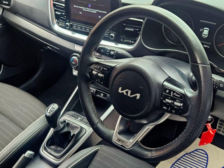 2023 Kia Stonic 1.0 T-GDi GT-Line SUV 5dr Petrol DCT Euro 6 (s/s) (99 bhp) HATCHBACK Petrol Autom...