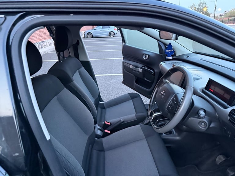  Citroen C4 Cactus 1.2 PureTech Flair Euro 6 (s/s) 5dr Petrol Manual