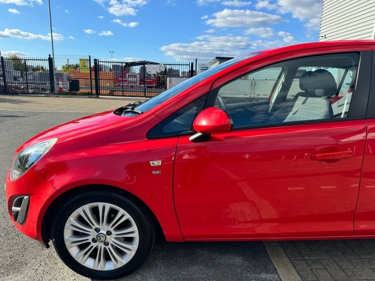 2014 Vauxhall Corsa 1.4 SE 5dr Auto HATCHBACK PETROL Automatic