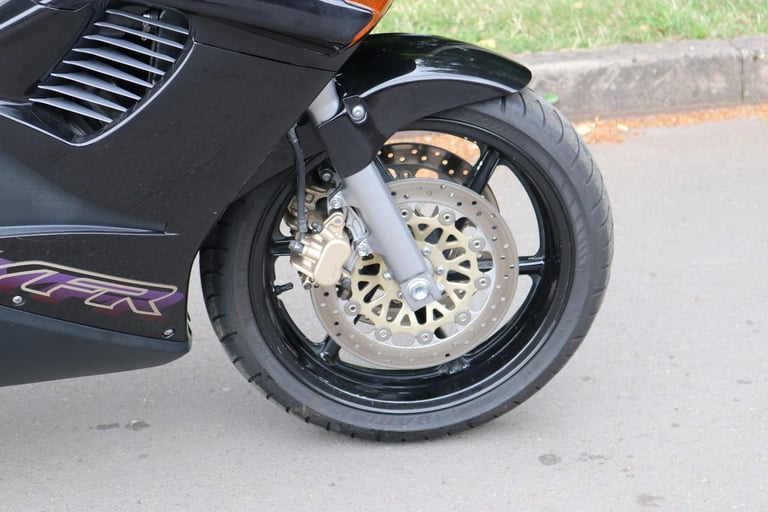Honda VFR 750 Stunning UK bike, one owner, FSH, low mileage and ready to go!