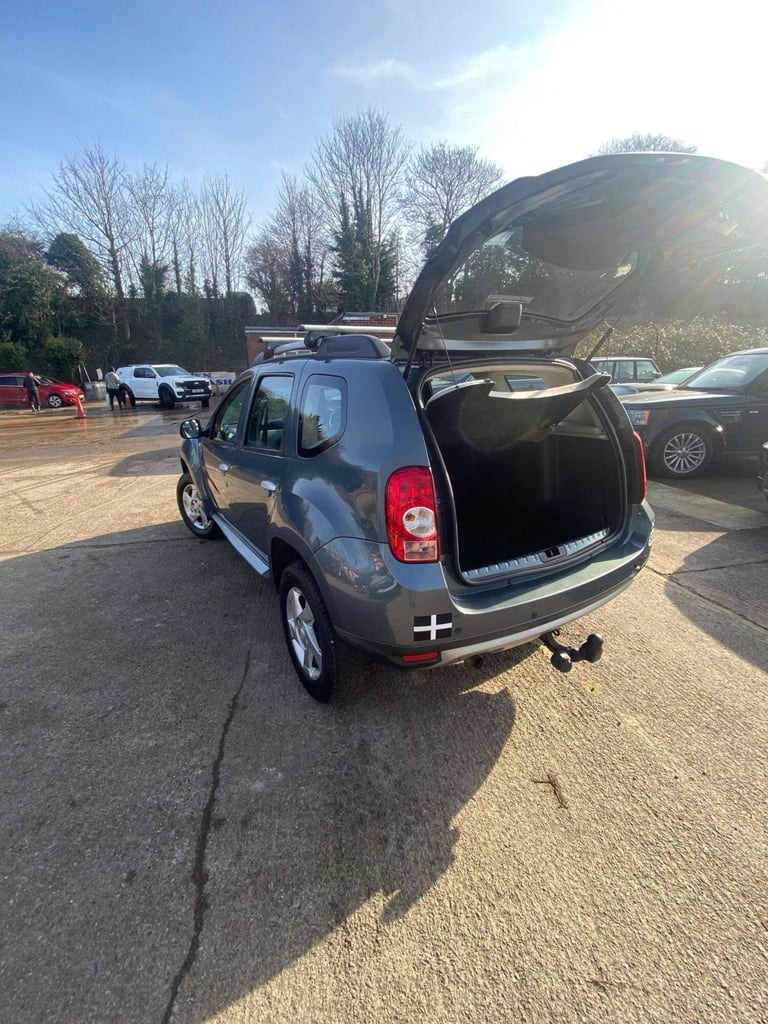 2013 Dacia Duster 1.5 dCi Laureate Euro 5 5dr SUV Diesel Manual