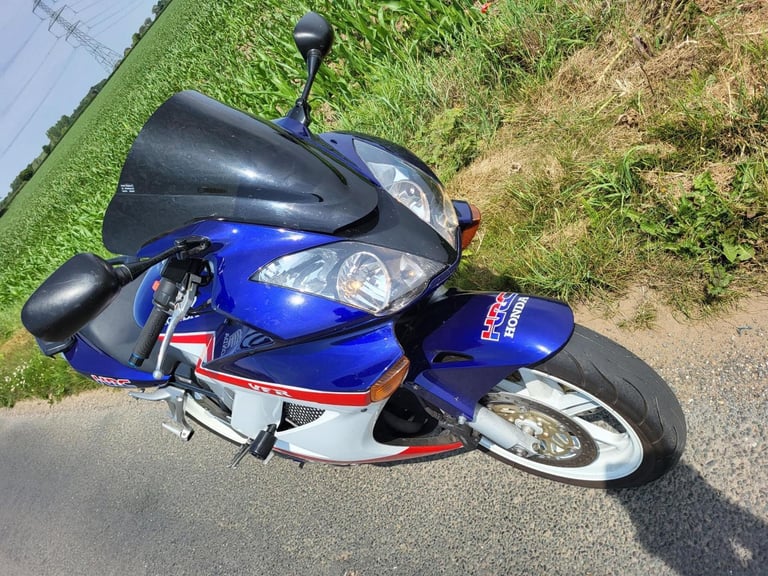 2004 54 HONDA VFR 800-5 HRC COLOURS VFR800 VTEC SPORTS TOURER NEW MOT