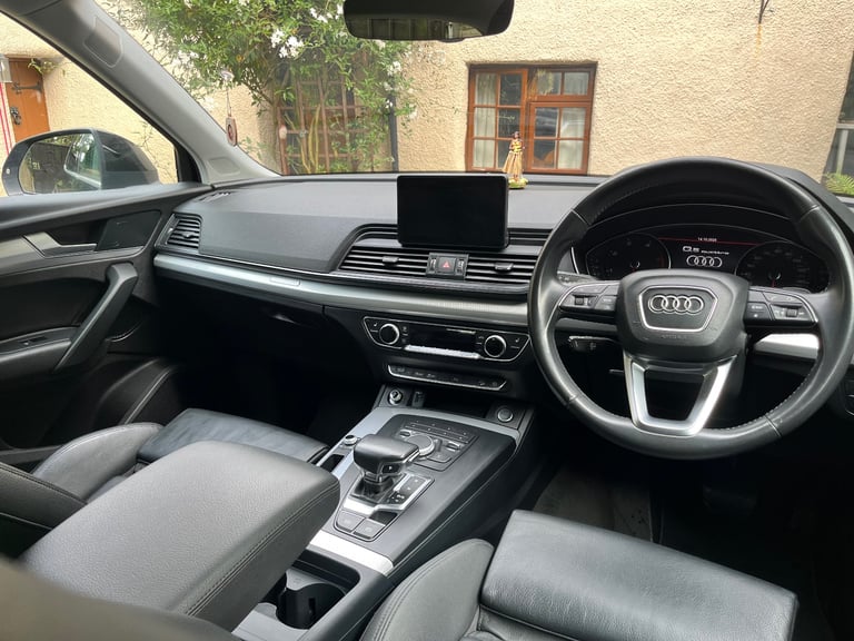 image for Audi, Q5, Estate, 2018, Semi-Auto, 1968 (cc), 5 doors